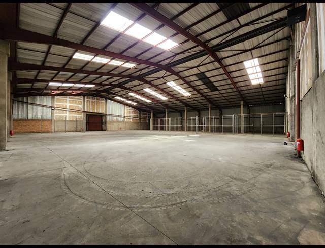 8,000M² WAREHOUSE FOR SALE IN JUPITER